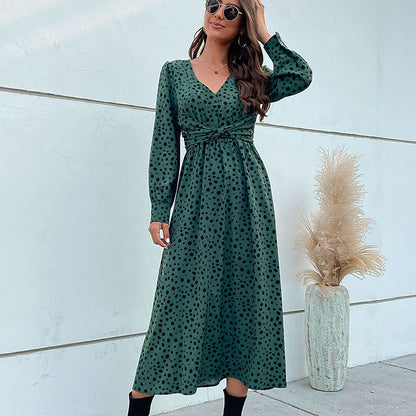 PEOPLETERRITORY New autumn 2025 medium and long skirts commuter V-neck kinked leopard print dress