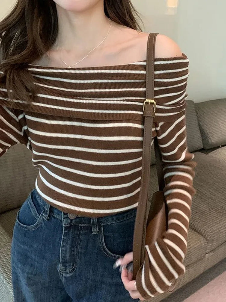 Territory Fashion Sexy Off Shoulder Striped Knitted T-shirts 2024 Spring New Slim Fit Tops Women Y2k E-Girl Long Sleeve Tee Shirt