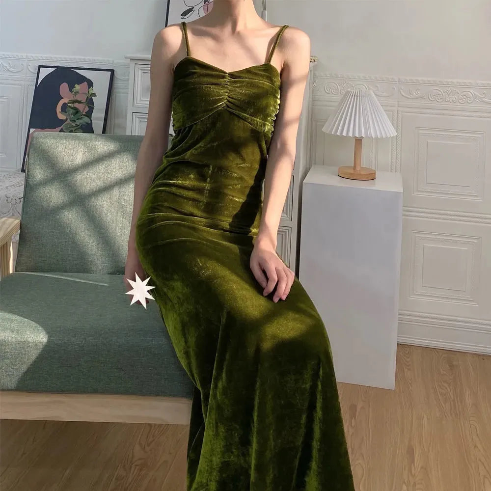 Territory French Retro Literary Green Velvet Suspender Dress Women Ol Temperament Elegant Sleeveless Dress Korean Summer Spring Long Dress