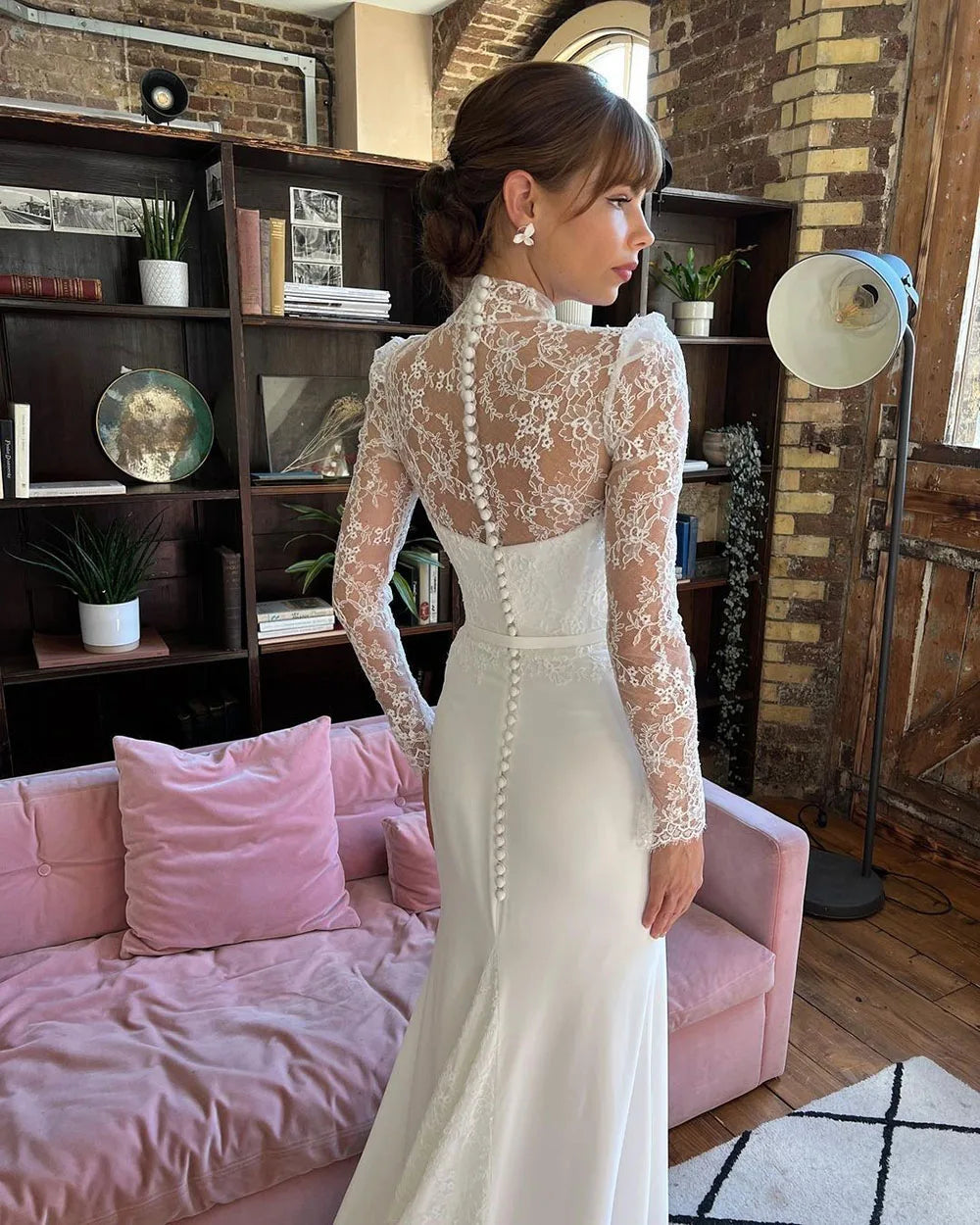 Territory High Neck Modern Mermaid Wedding Dresses Lace Long Sleeves Satin Illusion Bridal Gown With Button Vestidos De Noiva