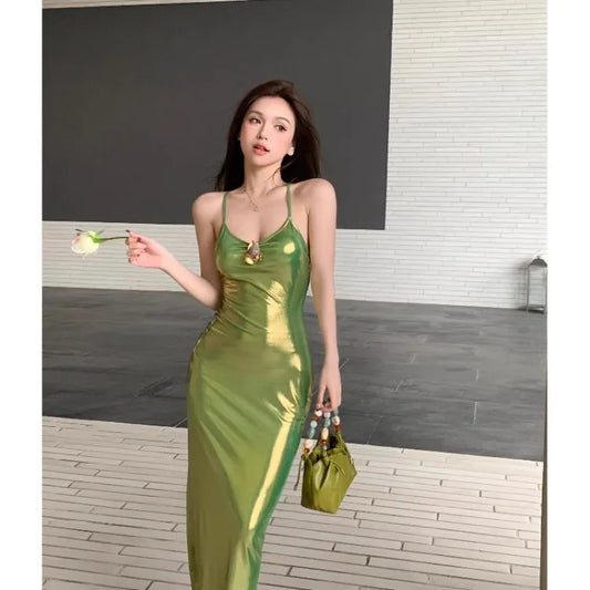 Territory Sexy Backless Suspender Dress Spring 2024 New Waist Tightening Slimming Dresses Decorative Bag Buttocks Long Vestido