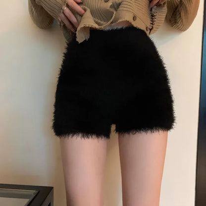 Territory Black Furry Knitted Casual Shorts for Women Autumn Winter Waterproof Mink Short Femme Y2k E-Girl Thicked Warm Bottoming