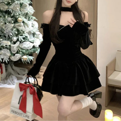 Territory Off-shoulder Sexy Slim Velvet Black Long-sleeved Dress Women 2024 Spring New Korean Fashion Bow Pleated Halter Party Dress