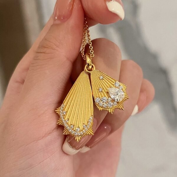 Unique Gold Sterling Silver Overgild Zircon Shell Drop Earrings QI071